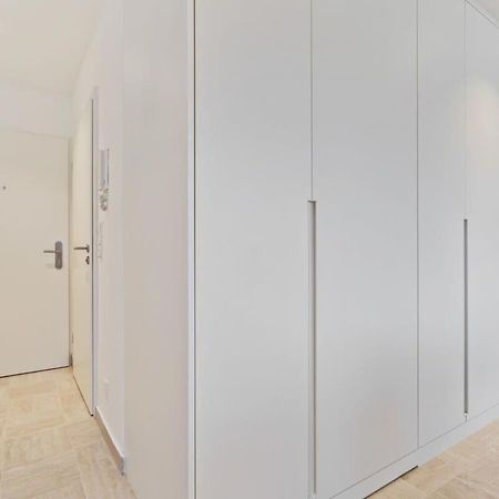 Modern Studio With King Bed, Walk To Attractions ルクセンブルク エクステリア 写真