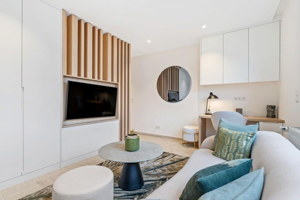Modern Studio With King Bed, Walk To Attractions ルクセンブルク エクステリア 写真